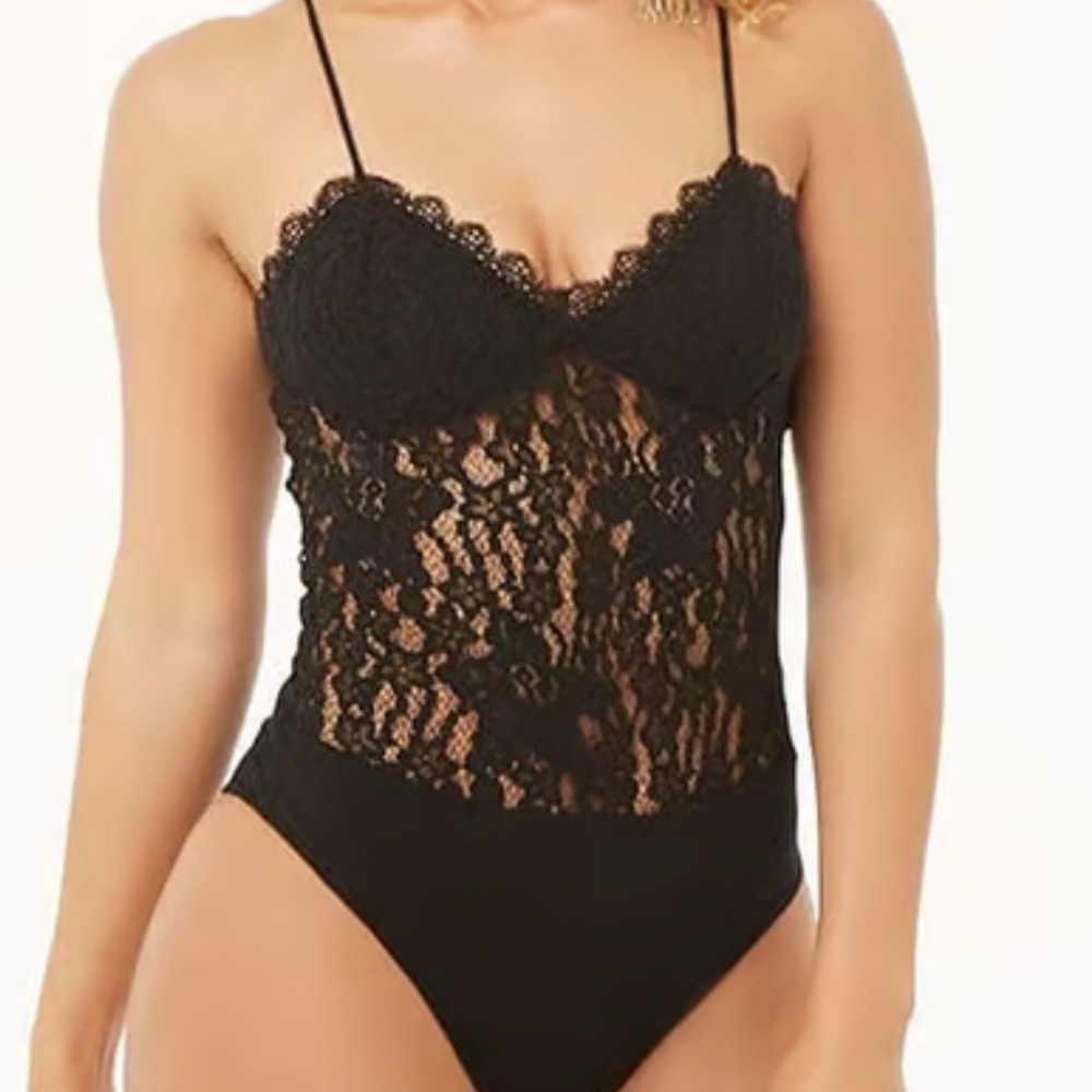 🖤Forever 21 Black Lace Bodysuit